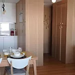 Apartament Renove 47m² - 6 Pers, Proche Pistes Et Commodites, Quartier Anime, Parking Inclus - Fr-1-545-32